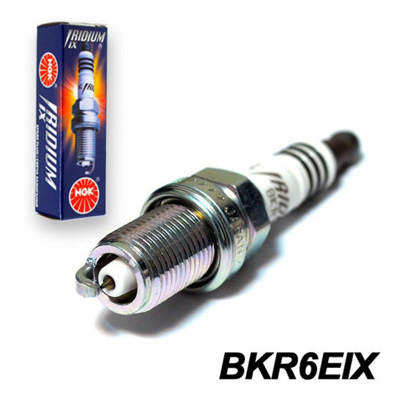 NGK Iridium BKR6EIX candela accensione