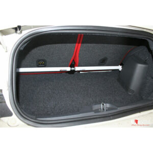 Barra duomi posteriore superiore Ultra Racing Abarth 500